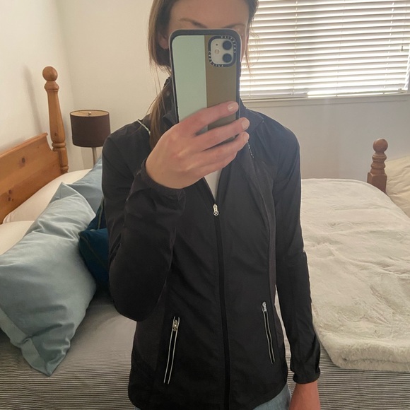 Lululemon Windbreaker | EUC - Picture 6 of 6